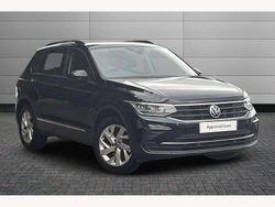 Black Used 2021 VW Tiguan Life SUV | £19,299 (Fair price)