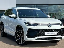 White Used 2025 VW Touran R-line MPV | £40,656
