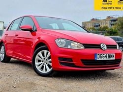 Red Used 2014 VW Golf VII SE Hatchback | £9,488 (Fair price)