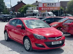 Red Used 2013 Vauxhall Astra Hatchback | £2,490 (Super price)