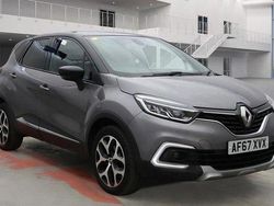 Grey Used 2017 Renault Captur Dynamique SUV | £6,995 (Fair price)