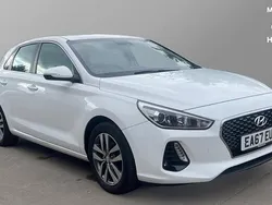 White Used 2017 Hyundai i30 SE Hatchback | £8,523 (Fair price)