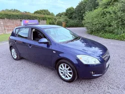 Blue Used 2009 Kia Ceed 2 Hatchback | £1,999 (Super price)