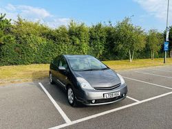 Grey Used 2009 Toyota Prius Hatchback | £5,000 (A bit pricey)
