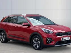 Red Used 2022 Kia Niro 2 SUV | £16,520 (Good price)