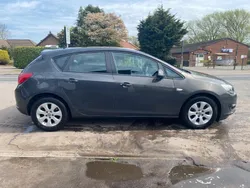Grey Used 2014 Vauxhall Astra Design Edition Hatchback | £3,999