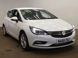 White Used 2018 Vauxhall Astra SRi Hatchback | £4,990 (Fair price)