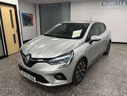 Silver Used 2020 Renault Clio V Iconic Hatchback | £6,999 (A bit pricey)