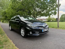 Black Used 2017 Toyota Auris Hybrid Business Edition Estate | £7,500