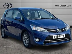 Blue Used 2016 Toyota Verso MPV | £9,995 (Fair price)
