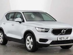 Used 2022 Volvo XC40 Momentum SUV | £17,495 (Fair price)