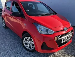 Red Used 2018 Hyundai i10 Hatchback | £5,997 (Good price)