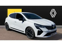 White Used 2024 Renault Clio V Techno Hatchback | £15,596 (Fair price)