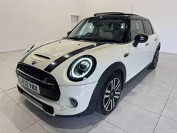 White Used 2020 Mini Cooper S Exclusive Hatchback | £18,495 (A bit pricey)