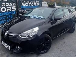 Black Used 2015 Renault Clio IV Dynamique Hatchback | £3,795 (Good price)