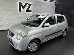Silver Used 2009 Kia Picanto 2 Hatchback | £2,295 (Fair price)