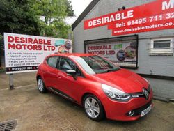 Red Used 2015 Renault Clio IV Dynamique Hatchback | £3,495 (Good price)
