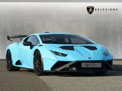 Blue Used 2022 Lamborghini Huracán Coupe | £274,950