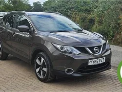 Bronze Used 2016 Nissan Qashqai Tekna SUV | £7,995 (Good price)
