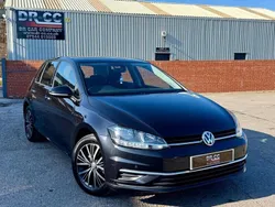 Black Used 2018 VW Golf VII SE Hatchback | £10,395 (Fair price)