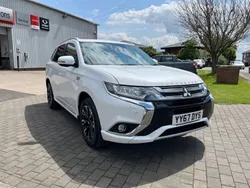White Used 2017 Mitsubishi Outlander P-HEV Estate | £11,970 (Fair price)
