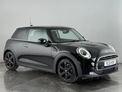 Black Used 2021 Mini Cooper Classic Hatchback | £14,950 (Fair price)