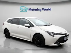 Used 2020 Toyota Corolla Design Estate | £14,400 (Fair price)