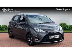 Grey Used 2019 Toyota Yaris Hybrid Hatchback | £13,597 (Fair price)