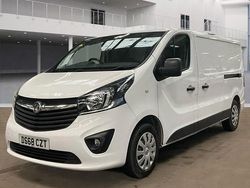 White Used 2018 Vauxhall Vivaro Sportive Van | £8,495 (Good price)