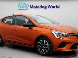 Used 2023 Renault Clio V Evolution Hatchback | £14,500 (Good price)