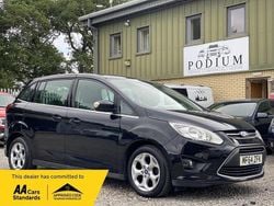 Black Used 2014 Ford Grand C-Max Zetec MPV | £3,490 (Good price)