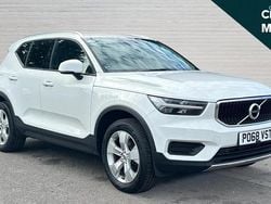 White Used 2018 Volvo XC40 Momentum SUV | £18,007 (Fair price)