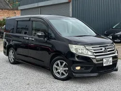 Black Used 2013 Honda Stepwgn MPV | £10,995 (Expensive)