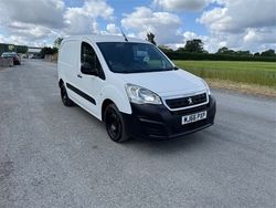 White Used 2016 Peugeot Partner Van | £3,795 (Good price)