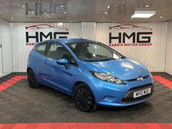 Blue Used 2010 Ford Fiesta Hatchback | £2,795 (Fair price)