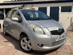 Silver Used 2008 Toyota Yaris Hatchback | £2,495 (Fair price)