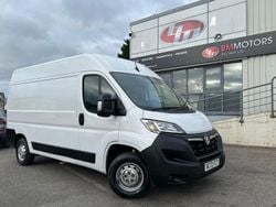 White Used 2023 Vauxhall Movano Edition Van | £12,995 (Good price)