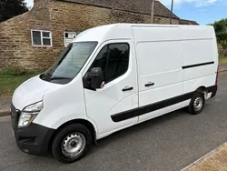 White Used 2020 Nissan NV400 Acenta Van | £10,499 (Good price)