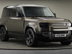 Gondwana stone gloss (1dk) Used 2021 Land Rover Defender SE Dynamic SUV | £43,200 (Super price)