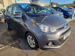 Grey Used 2015 Hyundai i10 SE Hatchback | £5,950 (Fair price)