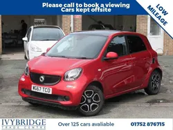 Red Used 2017 Smart ForFour Premium Hatchback | £8,995 (Fair price)