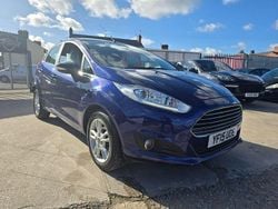 Blue Used 2015 Ford Fiesta Zetec Hatchback | £3,495 (Good price)