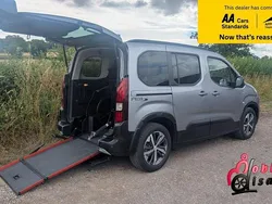 Grey Used 2024 Peugeot Rifter GT MPV | £24,950 (Fair price)