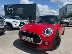 Red Used 2018 Mini Cooper D Hatch Hatchback | £9,650 (Expensive)