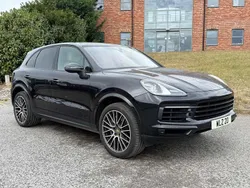 Black Used 2019 Porsche Cayenne SUV | £38,995 (Expensive)