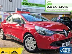 Red Used 2013 Renault Clio IV Expression Hatchback | £4,495 (Good price)