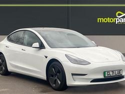 White Used 2021 Tesla Model 3 Long Range AWD Sedan | £20,000 (Fair price)