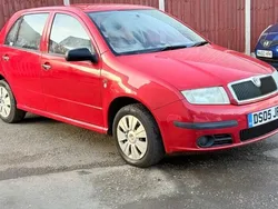 Red Used 2005 Skoda Fabia Classic Hatchback | £995 (Fair price)