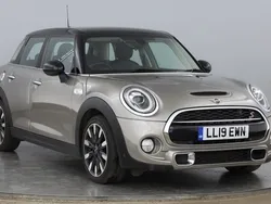 Silver Used 2019 Mini Cooper S Exclusive Hatchback | £19,192 (Fair price)