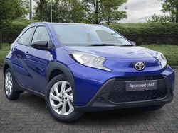 New 2025 Toyota Aygo X PURE SUV | £15,273